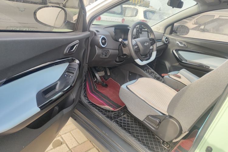 Used Chery Little Ant 2023 Updated Version 251 km Love Edition Lithium Iron Phosphate Driver Seat