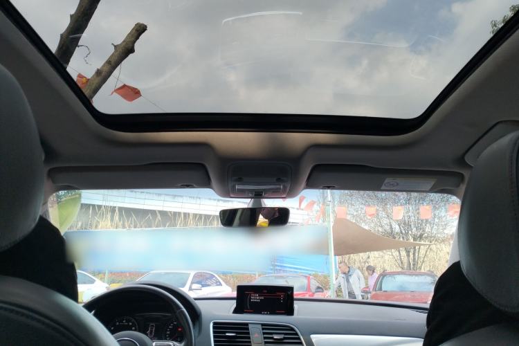 Used Audi Q3 2016 35 TFSI quattro all-wheel-drive style model
