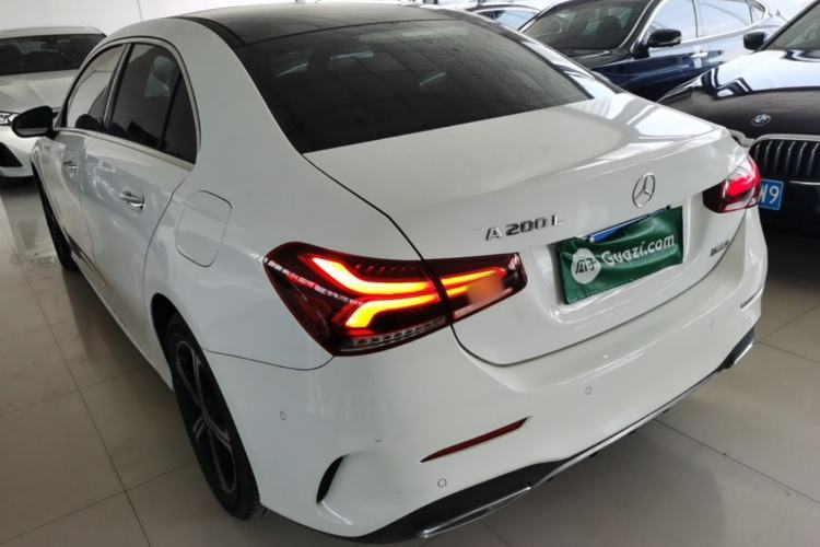 Used Mercedes-Benz A-Class 2022 Revised Version A 200 L Sport Sedan Fashionable Style