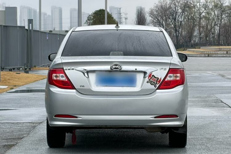 Used BYD F3 2015 Energy-Saving Edition 1.5L Manual Luxury Model