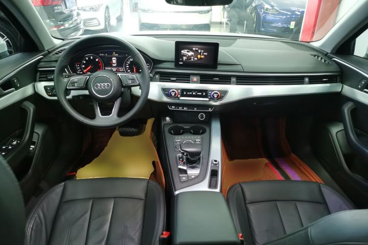 Used Audi A4L 2018 30th Anniversary Edition 40 TFSI Trendy Model
