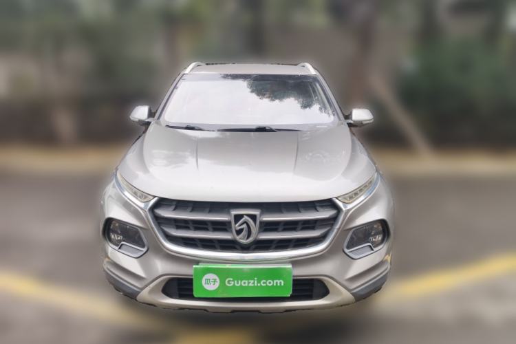 Used Baojun 510 2017 1.5L Manual Fashion Model