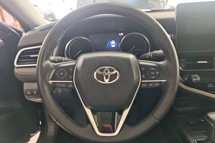 Used Toyota Camry 2021 2.0G Luxury Edition Steering Wheel