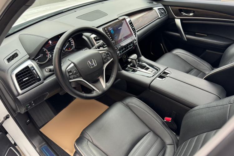 Used Honda UR-V 2017 240TURBO Two-Wheel Drive Luxury Edition China V
