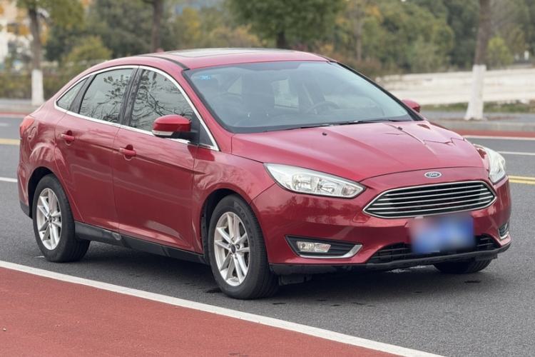 Used Ford Focus 2017 Sedan 1.6L Automatic Fashion Edition Smart Drive Version
