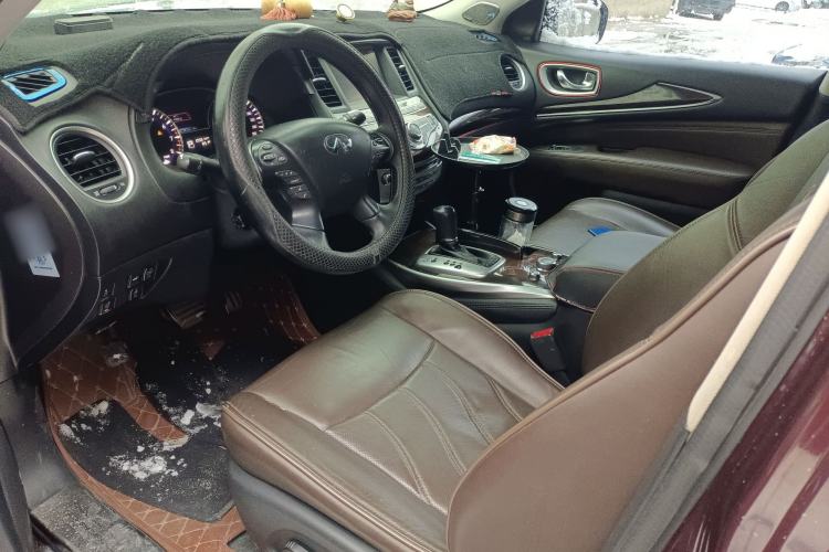 Used Infiniti QX60 2014 2.5 S/C Hybrid All-Wheel-Drive Versatile Edition Left Front Seat