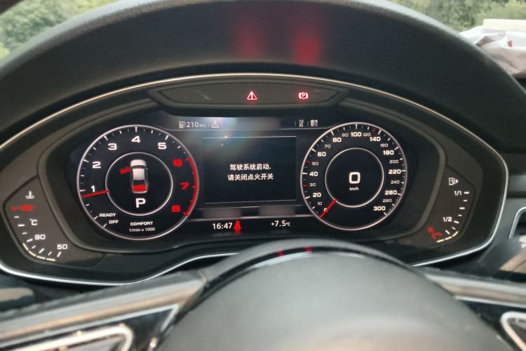 Used Audi A4L 2018 30th Anniversary Edition 40 TFSI Fashion Model
