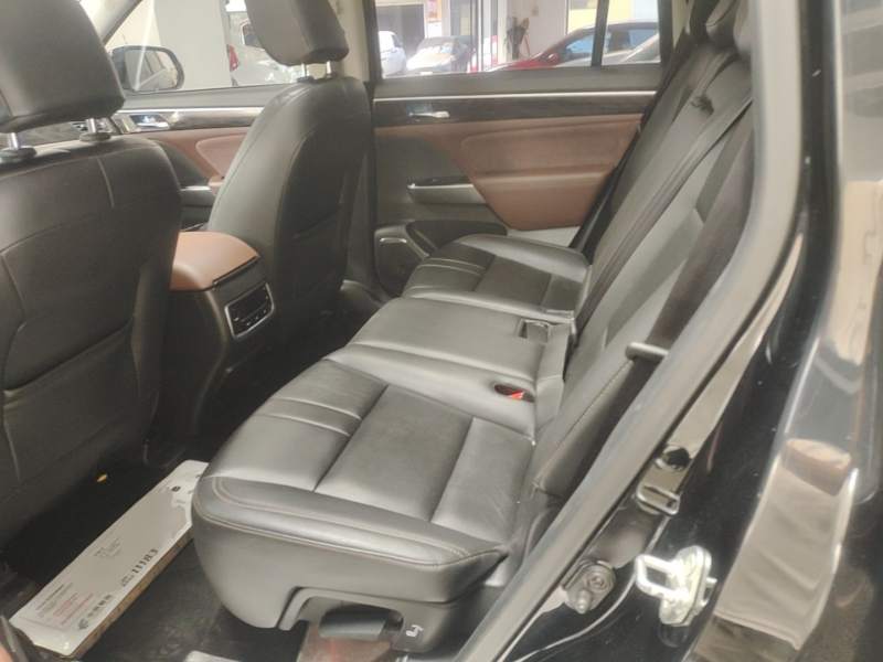 Used GAC Trumpchi GS8 2017 320T Two-Wheel Drive Luxury Smart Connectivity Version (7 Seats) — 16