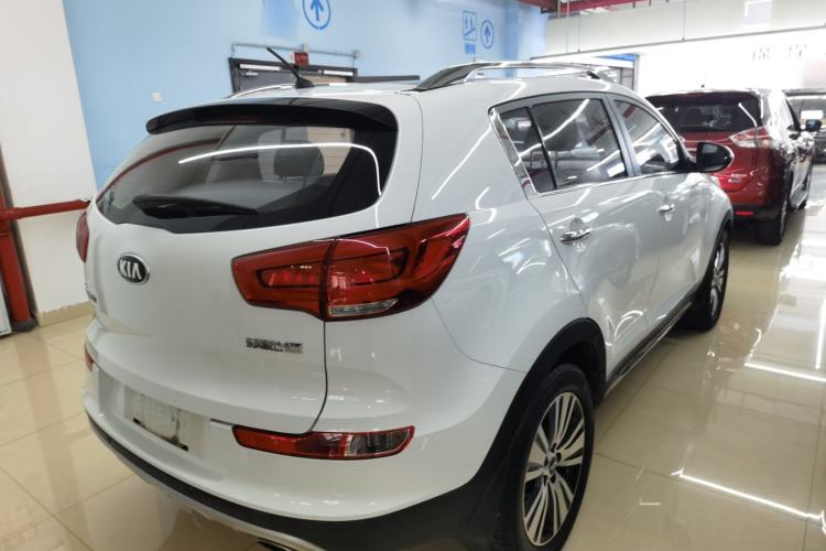 Used Kia Sportage R 2015 2.0L Automatic Two-Wheel Drive DLX Model Rear Right 45 Deg