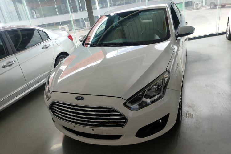 Used Ford Escort 2015 1.5L Manual Comfort Model