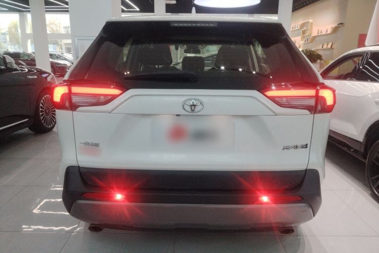 Used Toyota RAV4 2020 2.0L CVT Two-Wheel Drive Fashion Edition