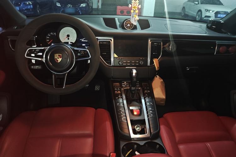 Used Porsche Macan 2017 Macan S 3.0T Center Console