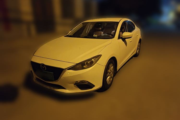 Used Mazda 3 Axela 2014 Sedan 1.5L Automatic Comfort Model