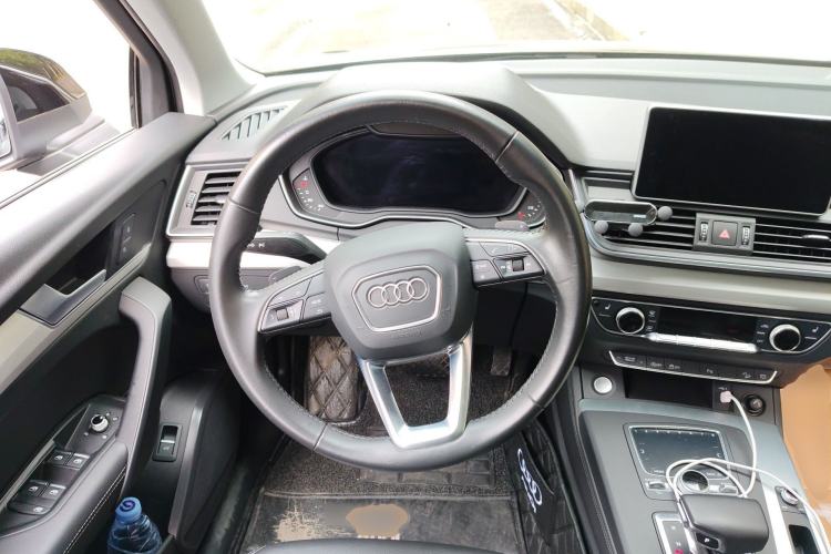 Used Audi Q5L 2020 40 TFSI Prestige Fashion Edition Steering Wheel