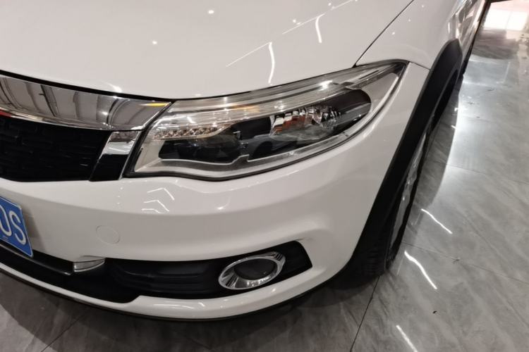 Used Qoros 3 2016 Urban SUV 1.6T Automatic Zhiyue Model