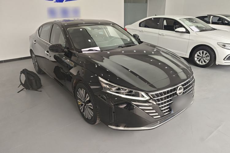 Used Nissan Teana 2022 2.0L XL-TLS Enjoyment Edition Front Right 45 Deg