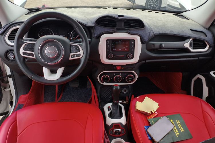 Used Jeep Renegade 2017 180T Automatic Jingneng Edition Center Console