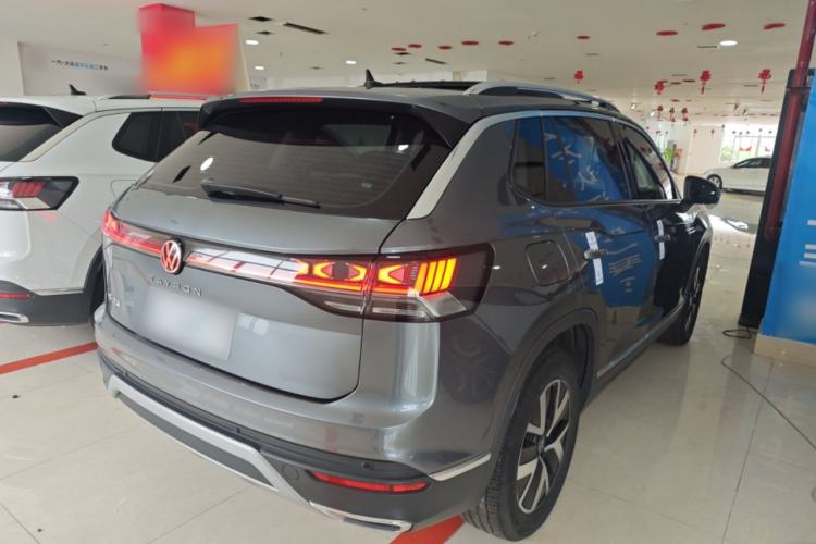 Used Volkswagen Tayron 2023 300TSI Two-Wheel-Drive Luxury Plus Advanced Edition Rear Right 45 Deg