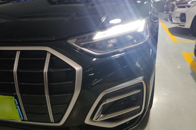 Used Audi Q5L 2022 40T Fashionable and Elegant Model
