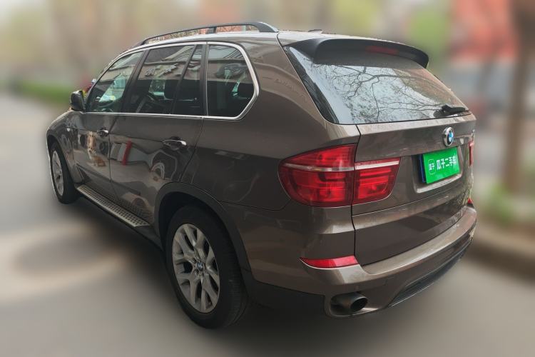 Used BMW X5 2013 xDrive35i U.S. specification Rear Left 45 Deg