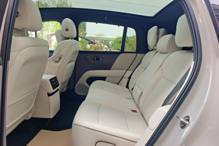 Used Li Auto i6 2025 Model Two-Wheel-Drive Standard Type Left Rear Seat