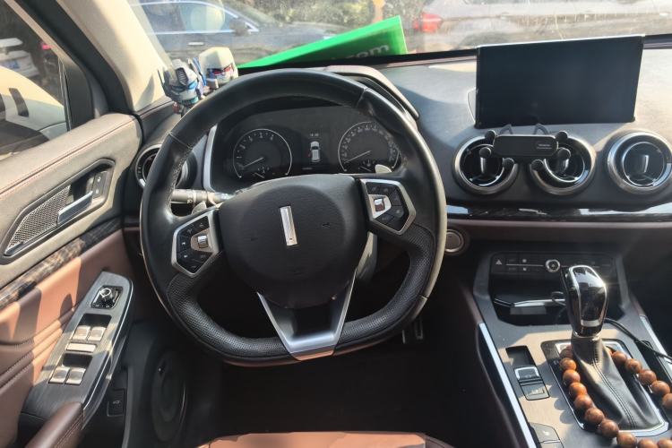 Used Wey VV5 2019 Upgraded Model 2.0T Two-Wheel Drive Ultra-Luxury Version China V Standard
