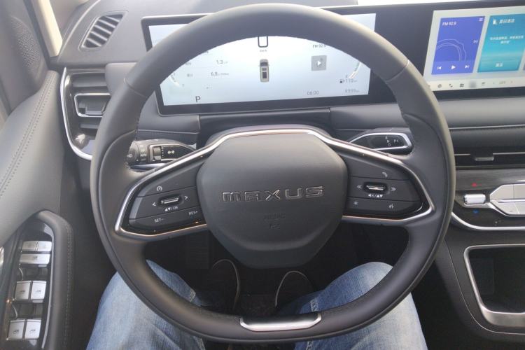 Used SAIC MAXUS G10 2025 MAX 2.0T Automatic Luxury Edition Diesel 7-Seater