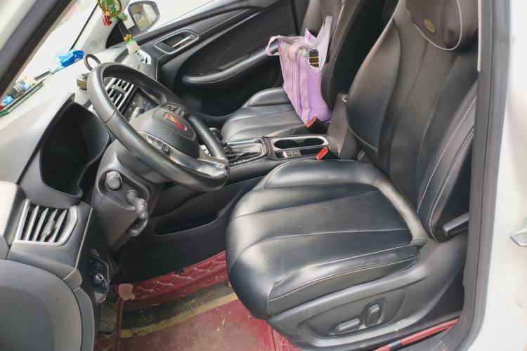 Used Roewe i5 2019 20T Automatic Intelligent Connectivity Super-Power Supreme Edition Left Front Seat