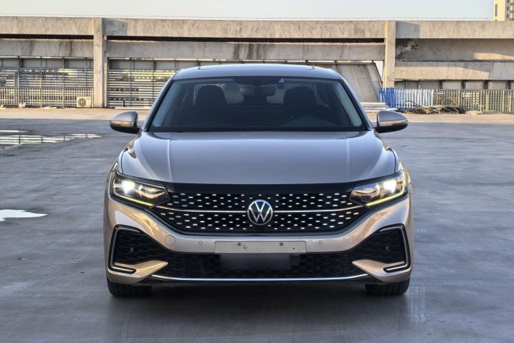 Used Volkswagen Passat 2022 330TSI Starry Elite Edition Custom Version