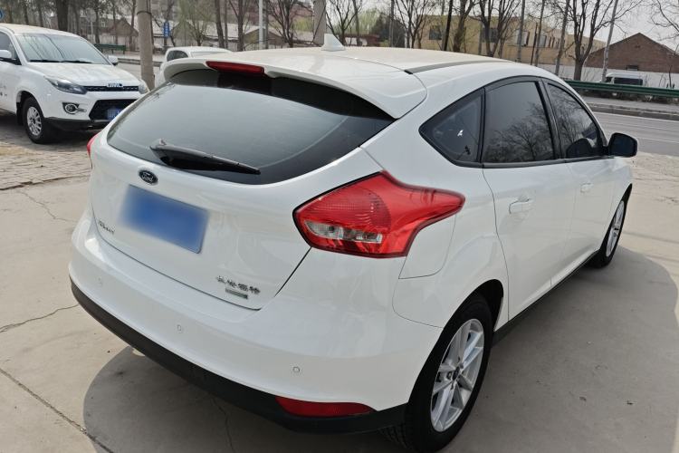 Used Ford Focus 2017 Hatchback EcoBoost 125 Automatic - Ultra-Powerful Style Edition with Smart Drive Features