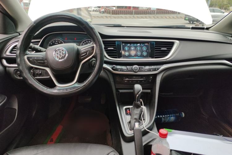 Used Buick GT 2019 18T Automatic Connected Elite Model China VI Standard Center Console