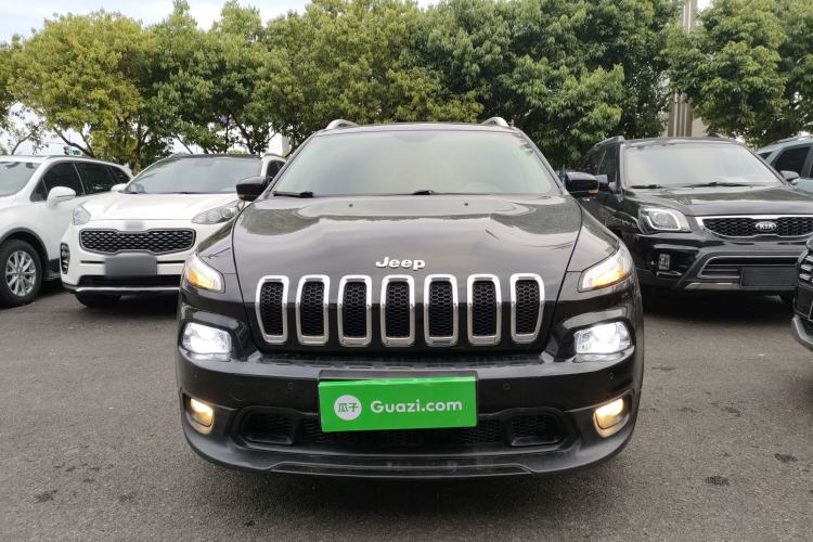 Used Jeep Cherokee 2016 2.4L Leading Edition