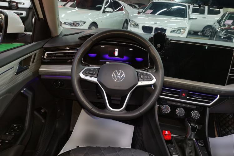 Used Volkswagen Sagitar 2025 300TSI DSG Excellence Edition Steering Wheel