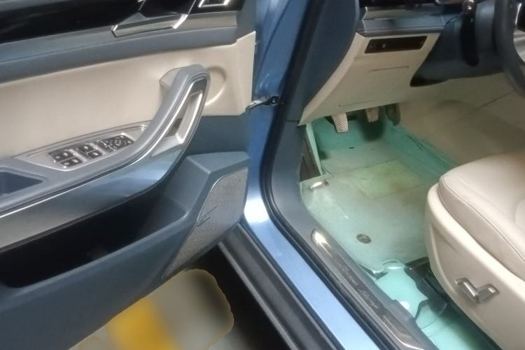 Used Zotye Domy X7 2017 1.8T Manual Supreme Model
