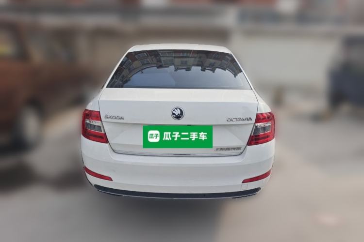 Used Skoda Octavia 2017 1.6L Automatic Smart Drive Edition
