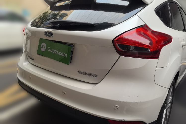 Used Ford Focus 2017 Hatchback 1.6L Automatic Fashion Edition Smart Drive Version
