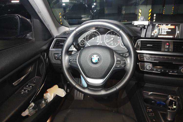 Used BMW 3 Series 2016 320Li Ambition Model