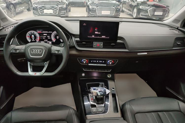 Used Audi Q5L 2022 Updated Version 45T Luxury Prestige Edition
