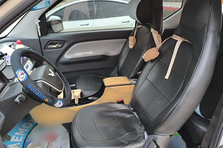 Used Wuling Hongguang MINIEV 2022 Macaron Fashion Model Lithium Iron Phosphate Left Front Seat
