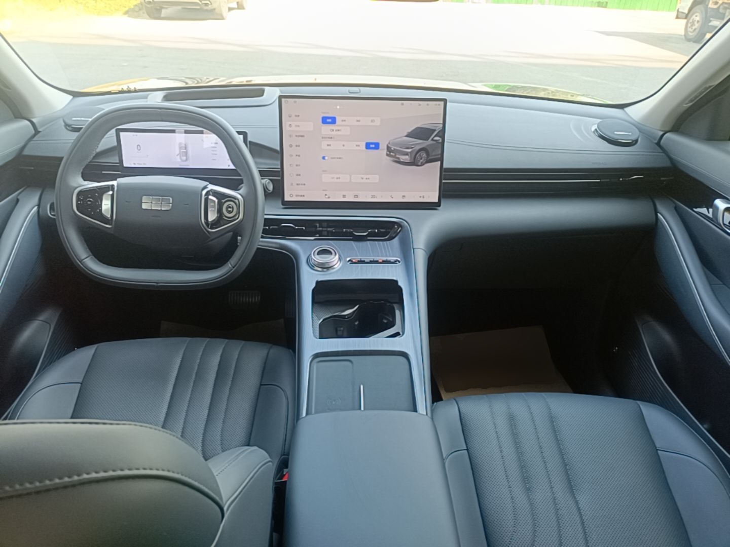 Geely Galaxy E5 2026 Model 610km Exploration+ Edition — снимка 12