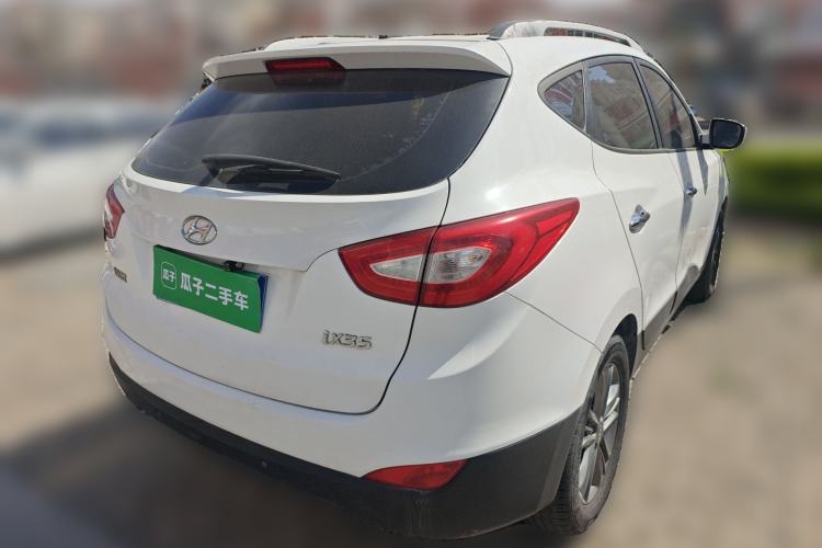 Used Hyundai ix35 2013 2.0L Automatic Two-Wheel Drive Smart GLS China IV Standard Rear Right 45 Deg
