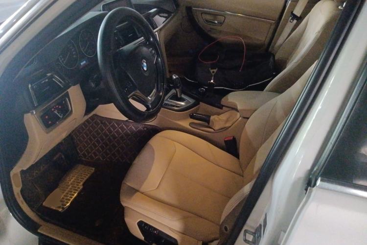 Used BMW 3 Series 2013 320Li Fashion Model Left Front Seat