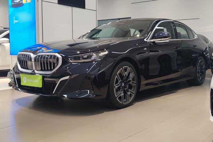 Used BMW 5 Series 2025 530Li Luxury Edition M Sport Package