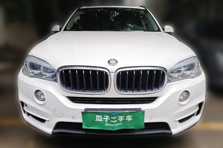 Used BMW X5 2015 xDrive28i
