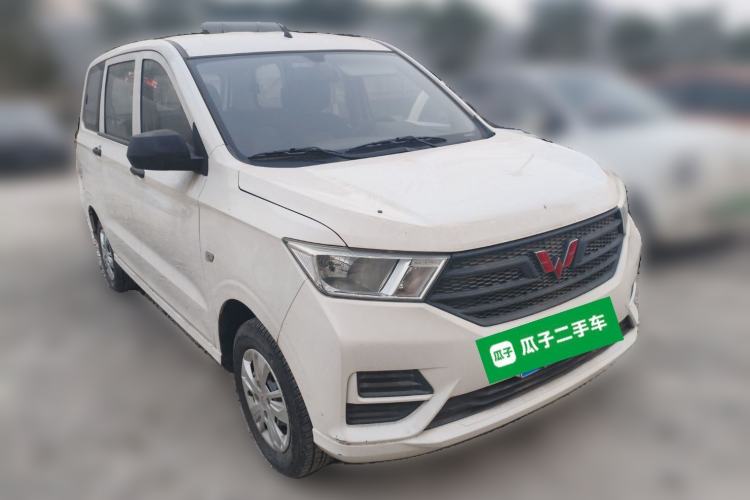 Used Wuling Hongguang 2019 1.5L S Basic Version China VI Standard LAR