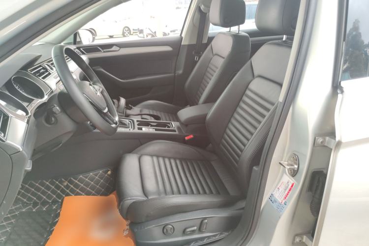 Used Volkswagen Magotan 2018 330TSI DSG Advanced Model