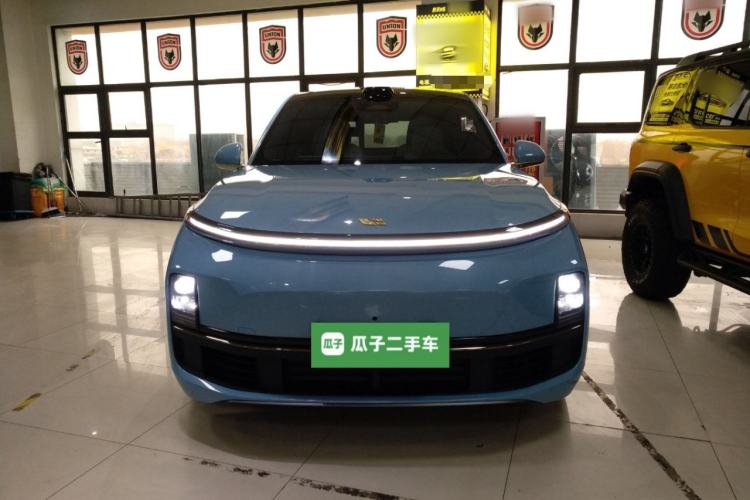 Used Li Auto L8 2024 Ultra Model Front