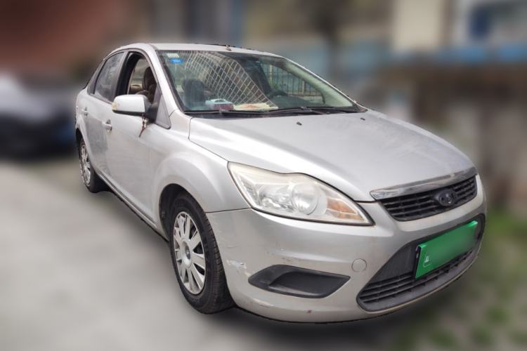 Used Ford Focus 2011 Sedan 1.8L Manual Classic Model
