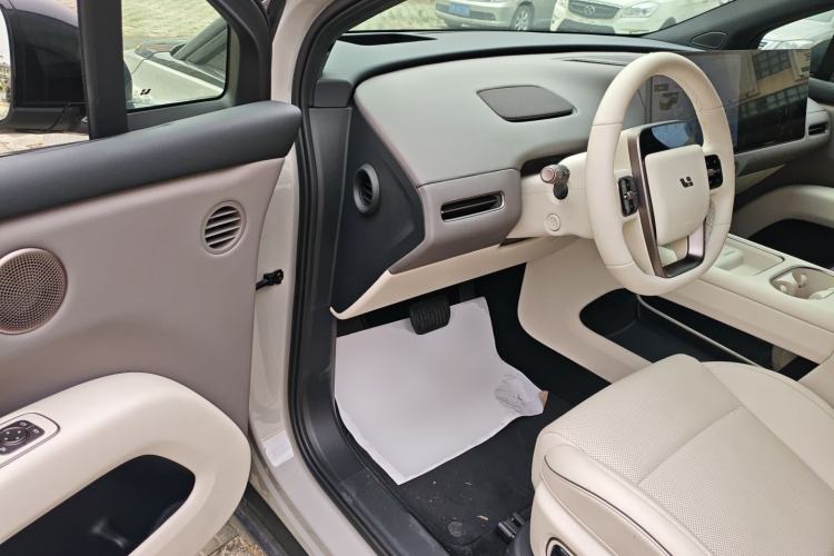 Used Li Auto i6 2025 Model Two-Wheel-Drive Standard Type