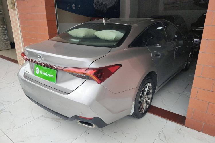 Used Toyota Avalon 2019 2.0L Luxury Edition China VI Standard
